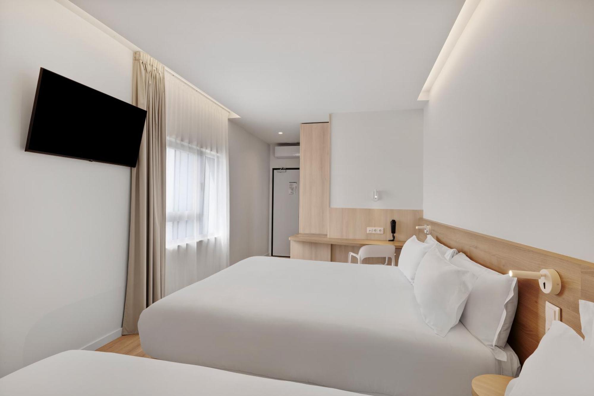 B&B Hotel เวียนา โด กัสเตโล ภายนอก รูปภาพ
